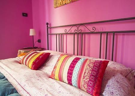 Ghiro Ghiotto Bed and Breakfast Pietra Ligure Buitenkant foto