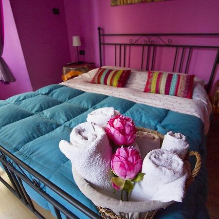 Ghiro Ghiotto Bed and Breakfast Pietra Ligure Buitenkant foto