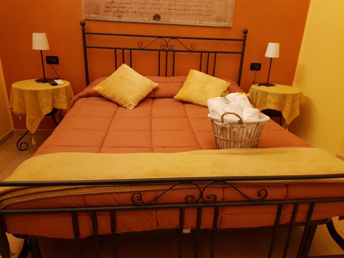 Ghiro Ghiotto Bed and Breakfast Pietra Ligure Buitenkant foto