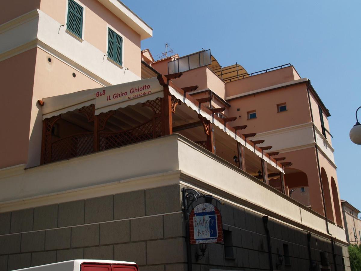 Ghiro Ghiotto Bed and Breakfast Pietra Ligure Buitenkant foto