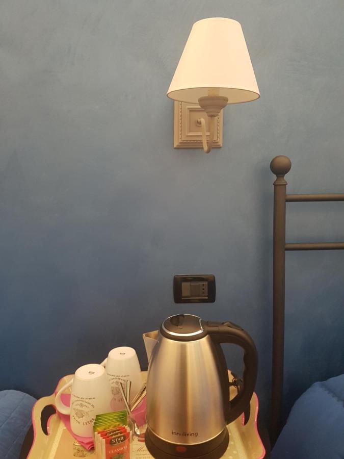 Ghiro Ghiotto Bed and Breakfast Pietra Ligure Buitenkant foto