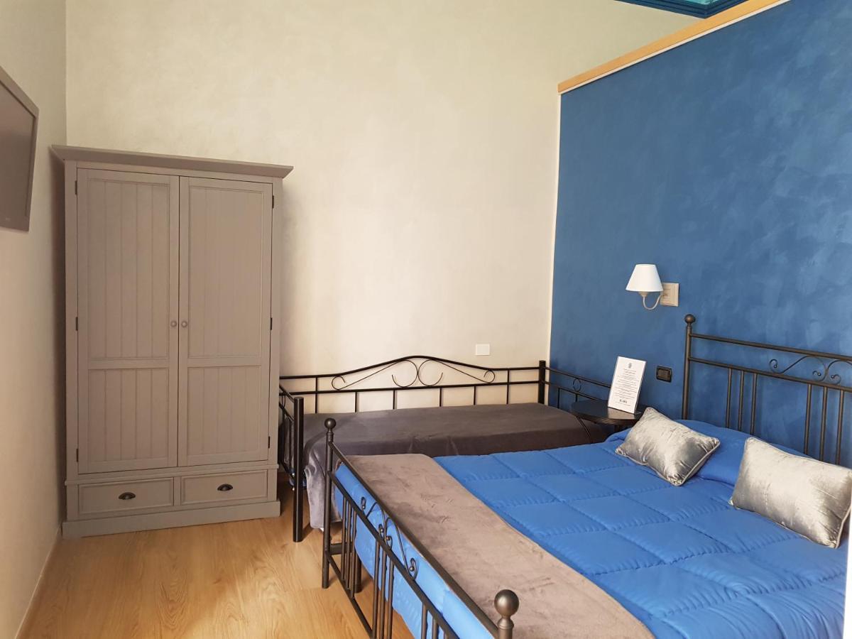 Ghiro Ghiotto Bed and Breakfast Pietra Ligure Buitenkant foto