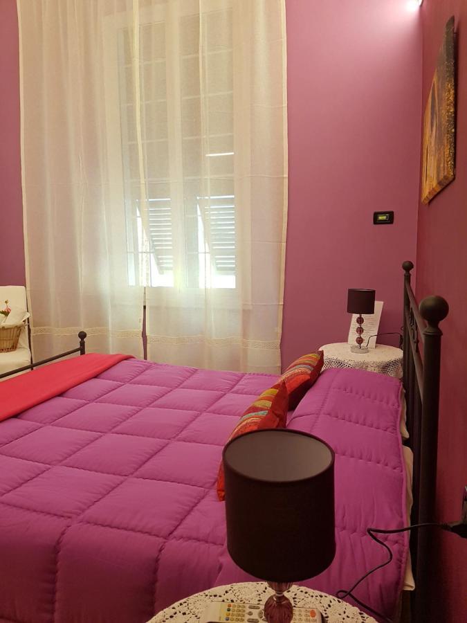 Ghiro Ghiotto Bed and Breakfast Pietra Ligure Buitenkant foto