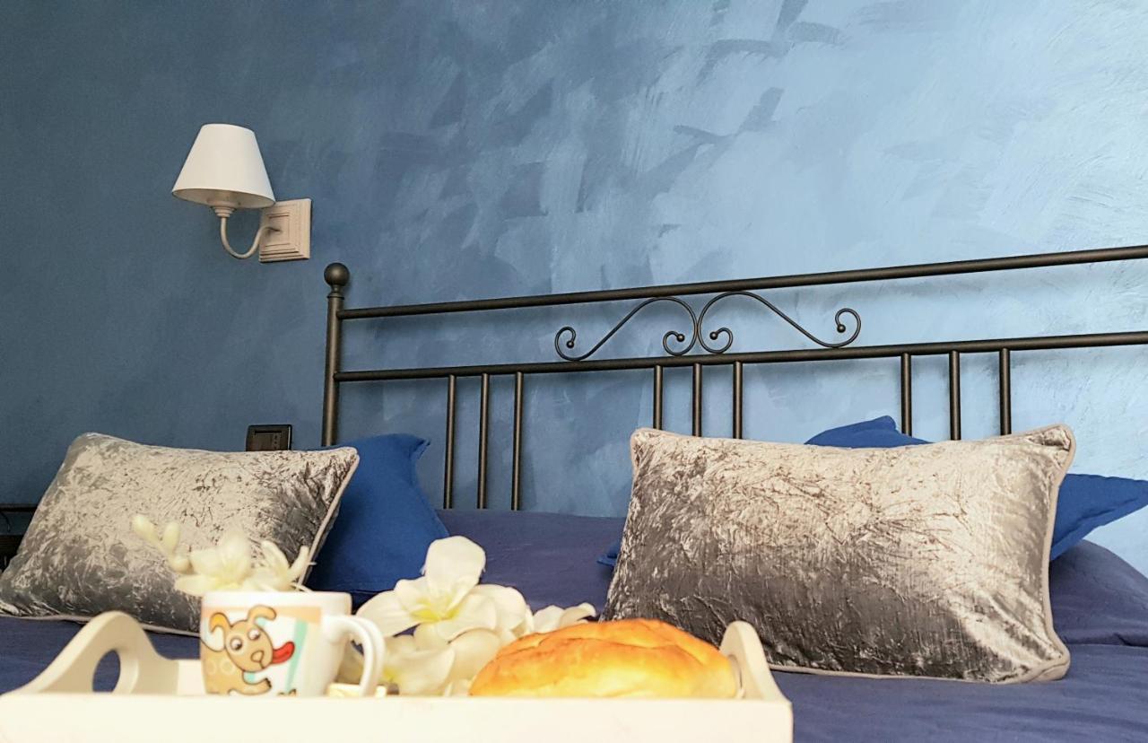 Ghiro Ghiotto Bed and Breakfast Pietra Ligure Buitenkant foto